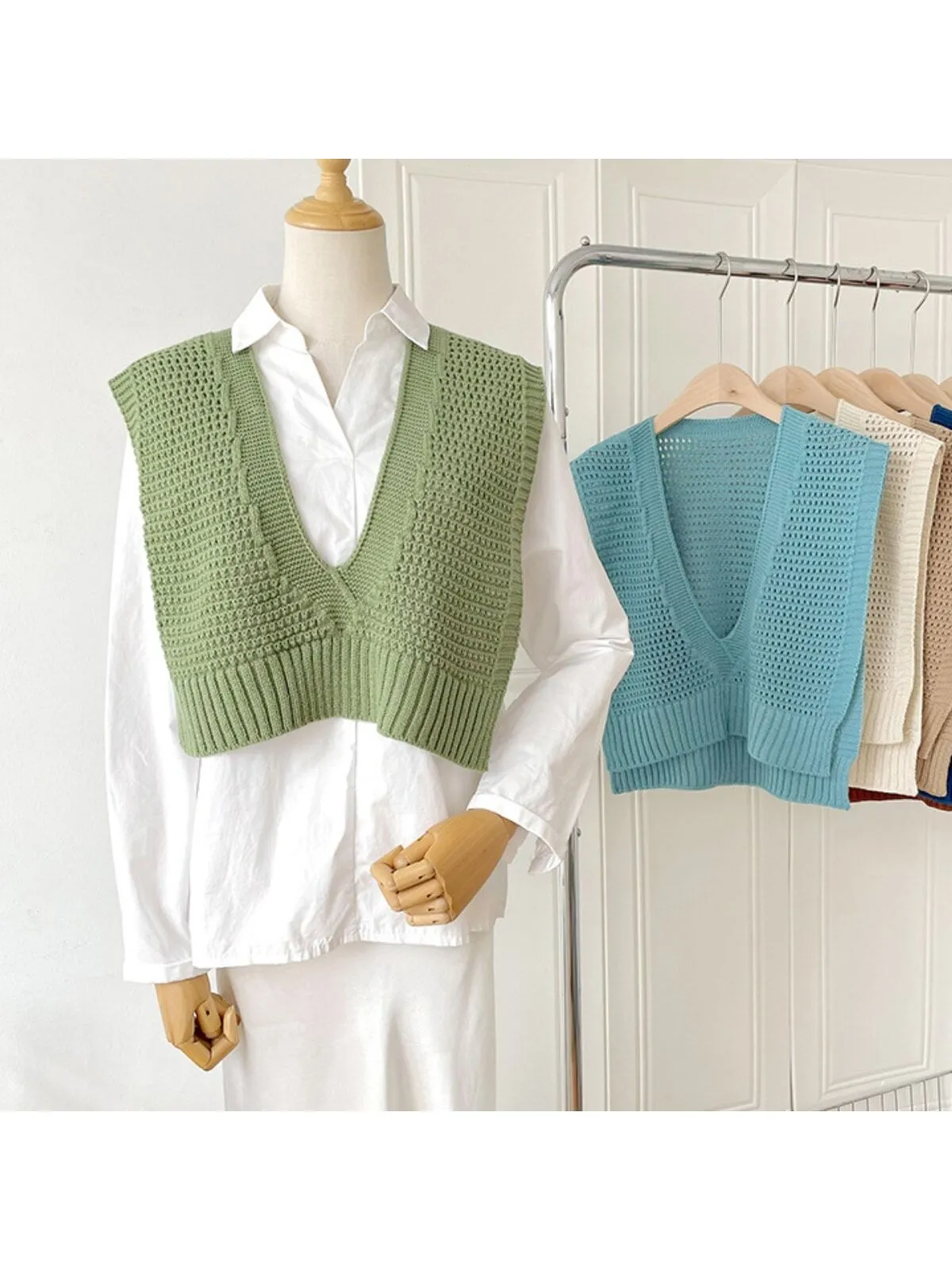 1pc Ladies' V-neck Sleeveless Sweater Vest With Hollow Out Details, Knitted Tank Top Shawl SD