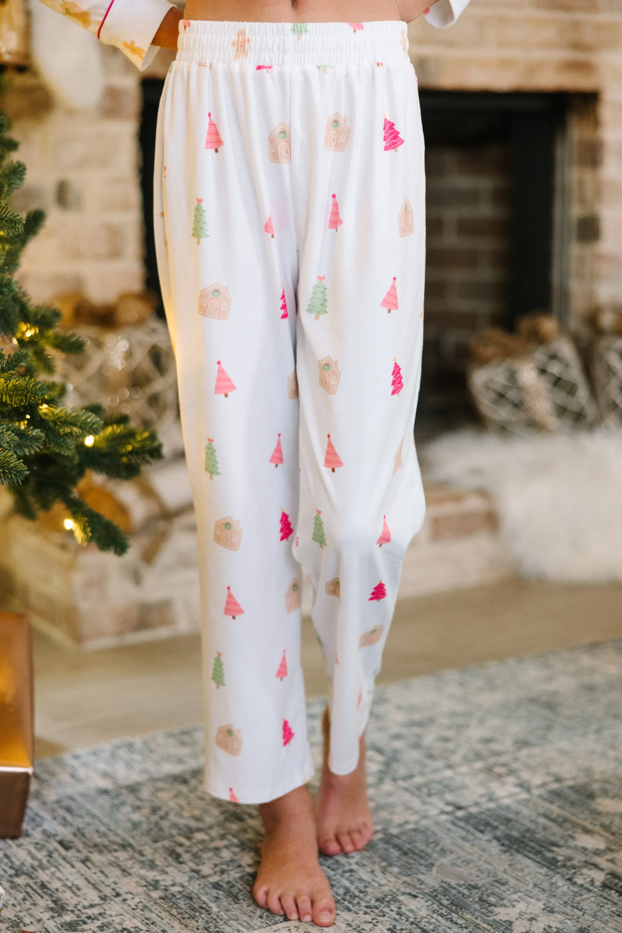 Girls: Staying In Gingerbread L/S Pajama Set