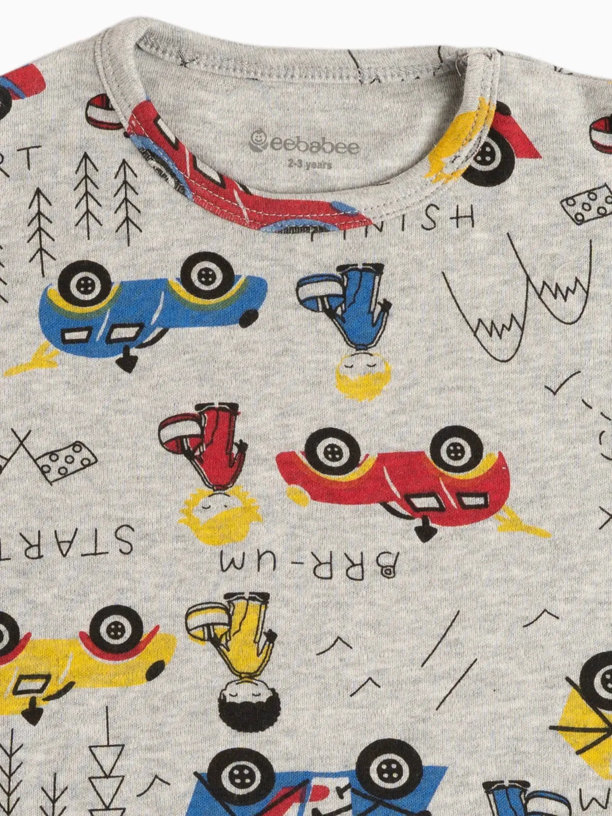 Half sleeve toy car graphic pattern in white t-shirt & shorts for baby